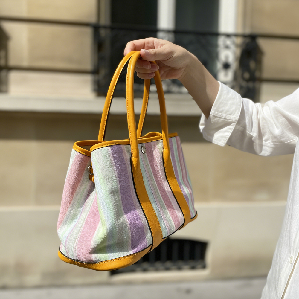 柔彩苏醒拼接包 拼接光感变色技术 YX933